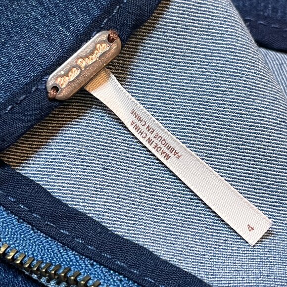 Free People Patchwork Denim SZ 4 Mini Skirt Stretchy y2k Hannah Montana 90s - Picture 9 of 10